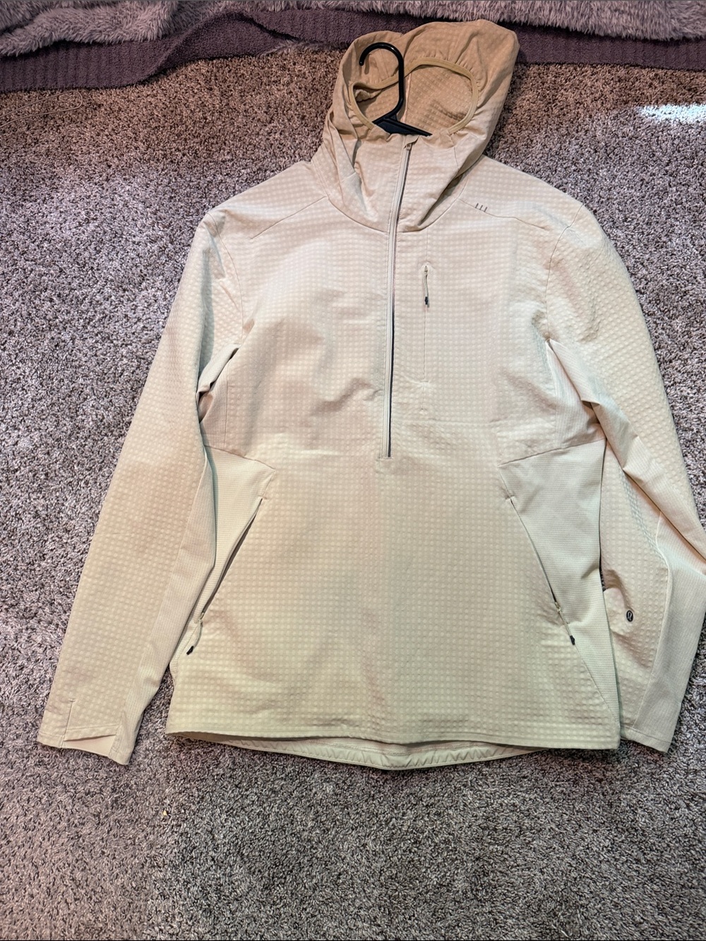 lululemon athletica Men's Hooded Pullover Jacket - Light Green